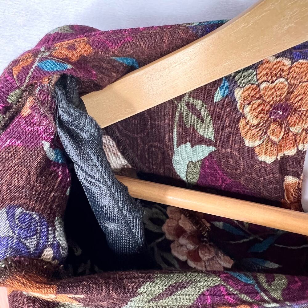 Vintage Jaclyn Smith Dark Floral Blouse Extra Large - Picture 4 of 7